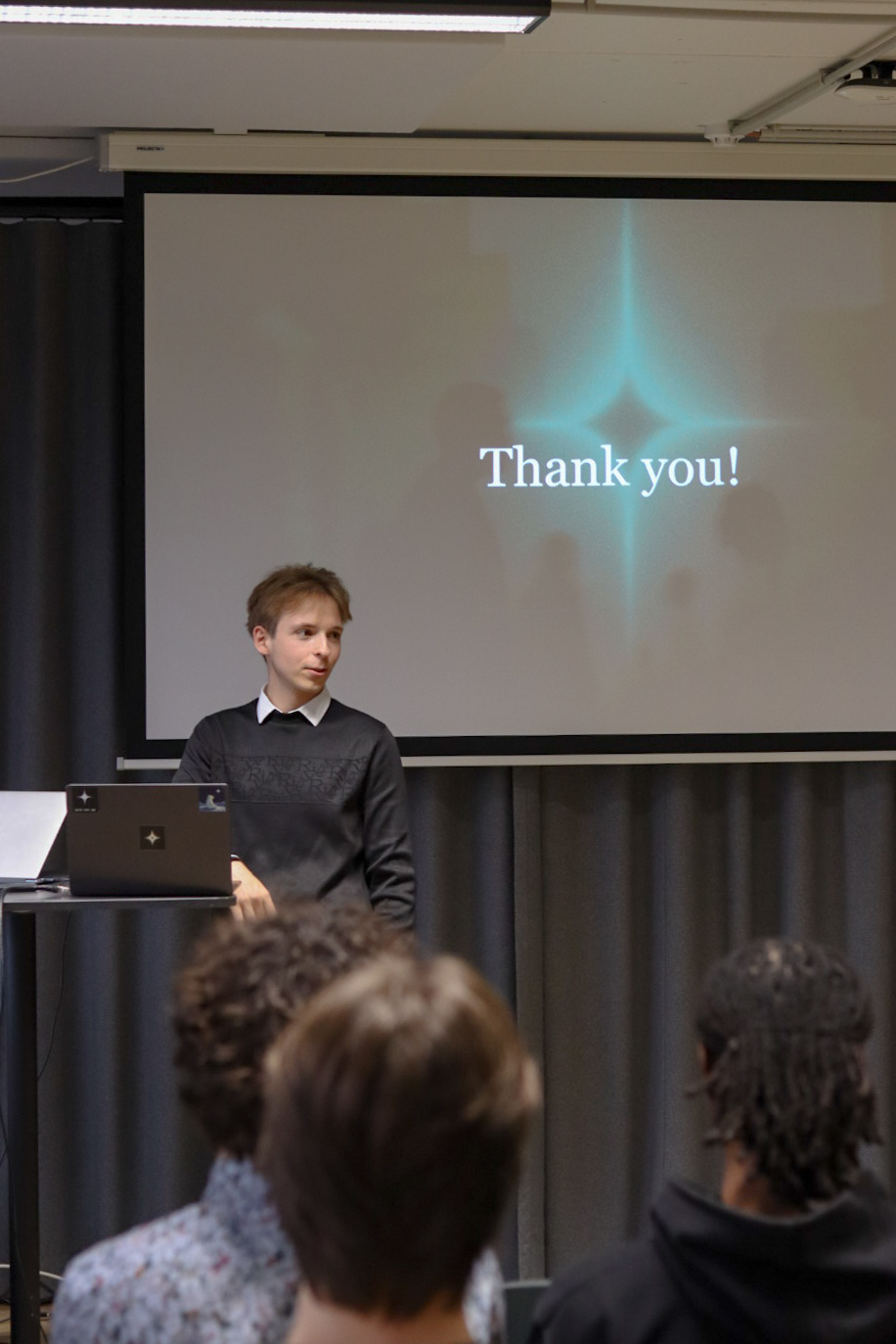 SIGNAL event moment 1